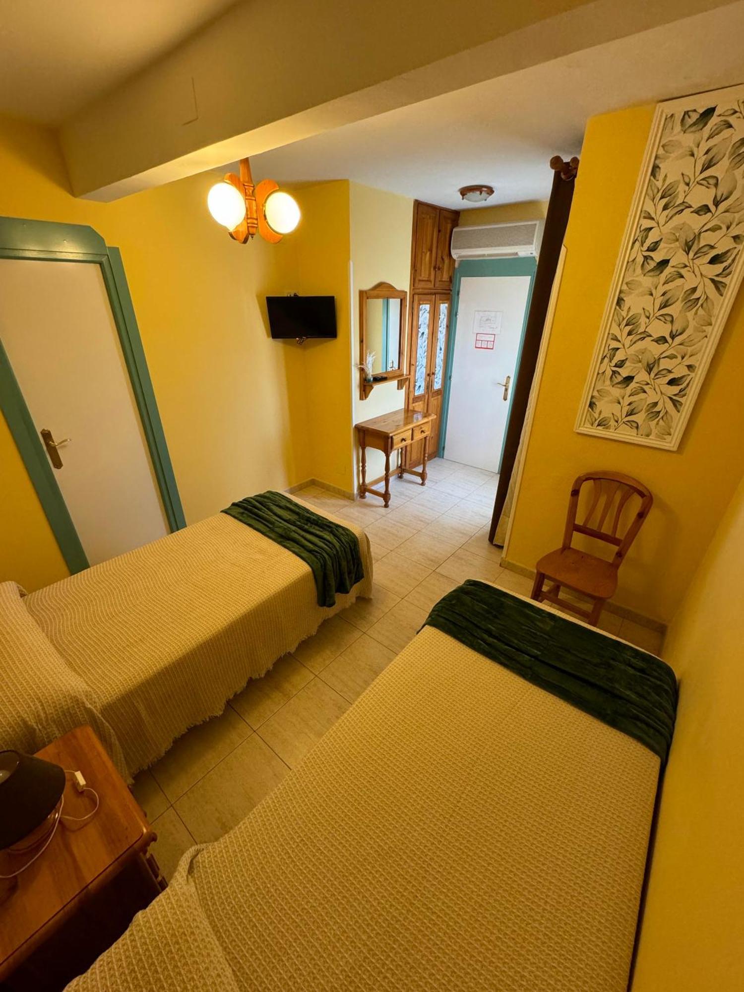 Hostal Joaquin Las Ventas con Peña Aguilera Kültér fotó